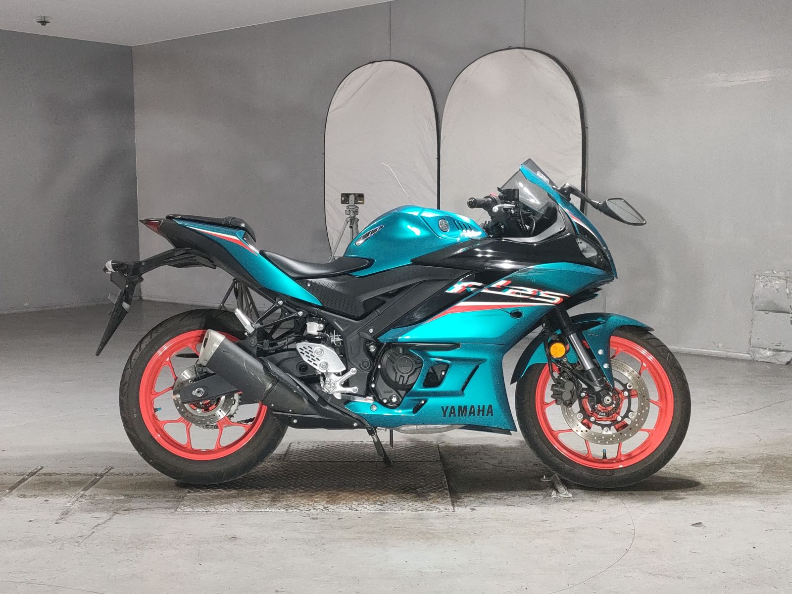 Yamaha YZF-R25