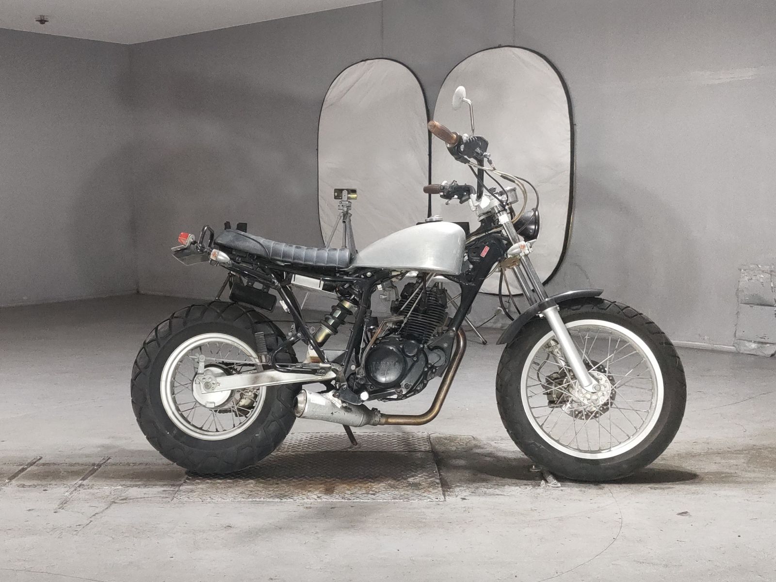 Yamaha TW200