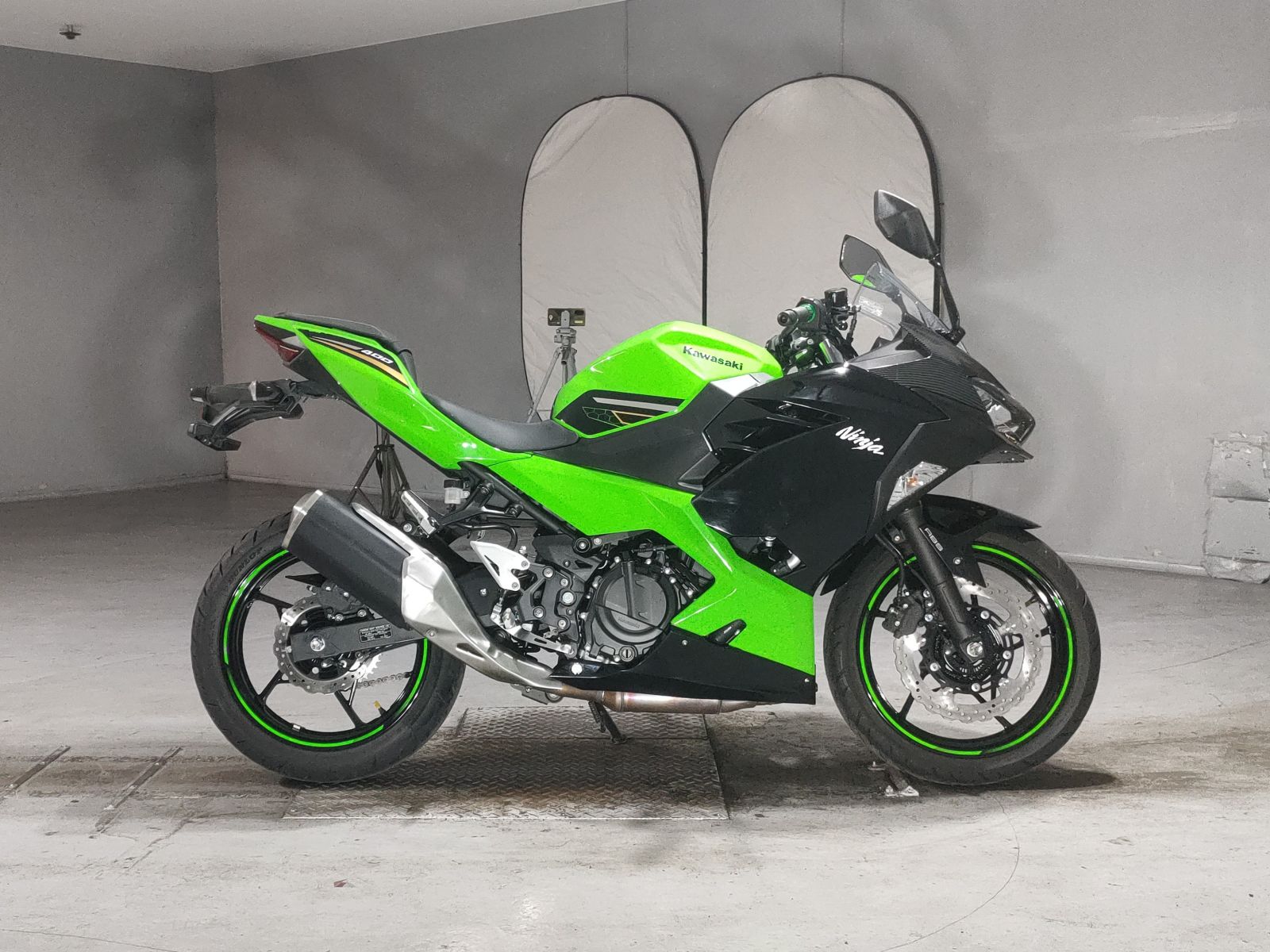 Kawasaki NINJA400