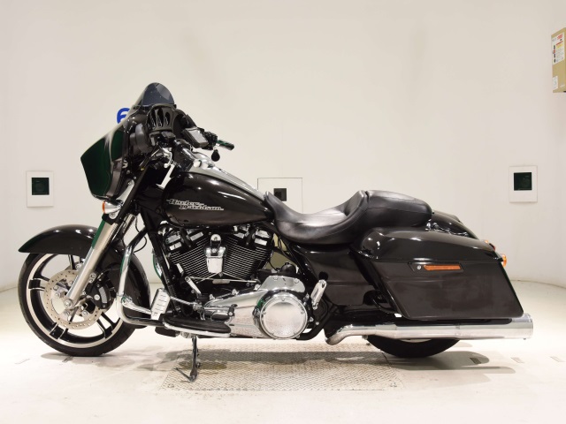 Harley-Davidson Street Glide Special FLHXS1750