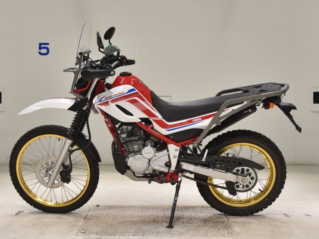 Yamaha SEROW 250-3