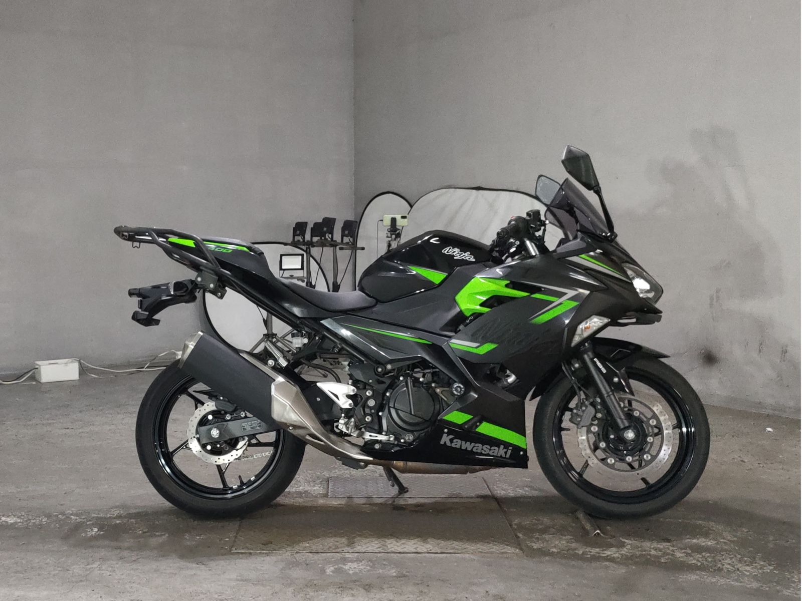 Kawasaki NINJA400