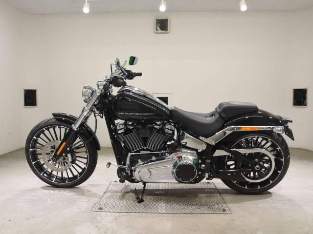 Harley-Davidson Breakout FXBR1920