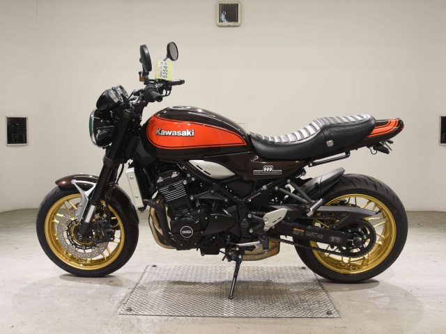 Kawasaki Z900RS