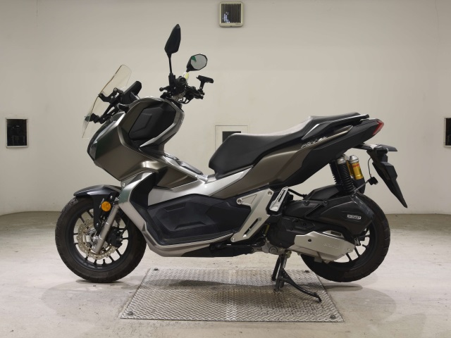 Honda ADV150