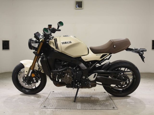 Yamaha XSR900-2