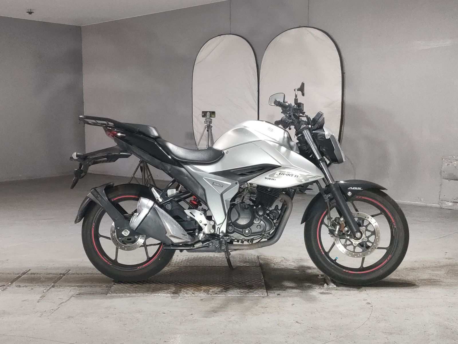 Suzuki GIXXER-150