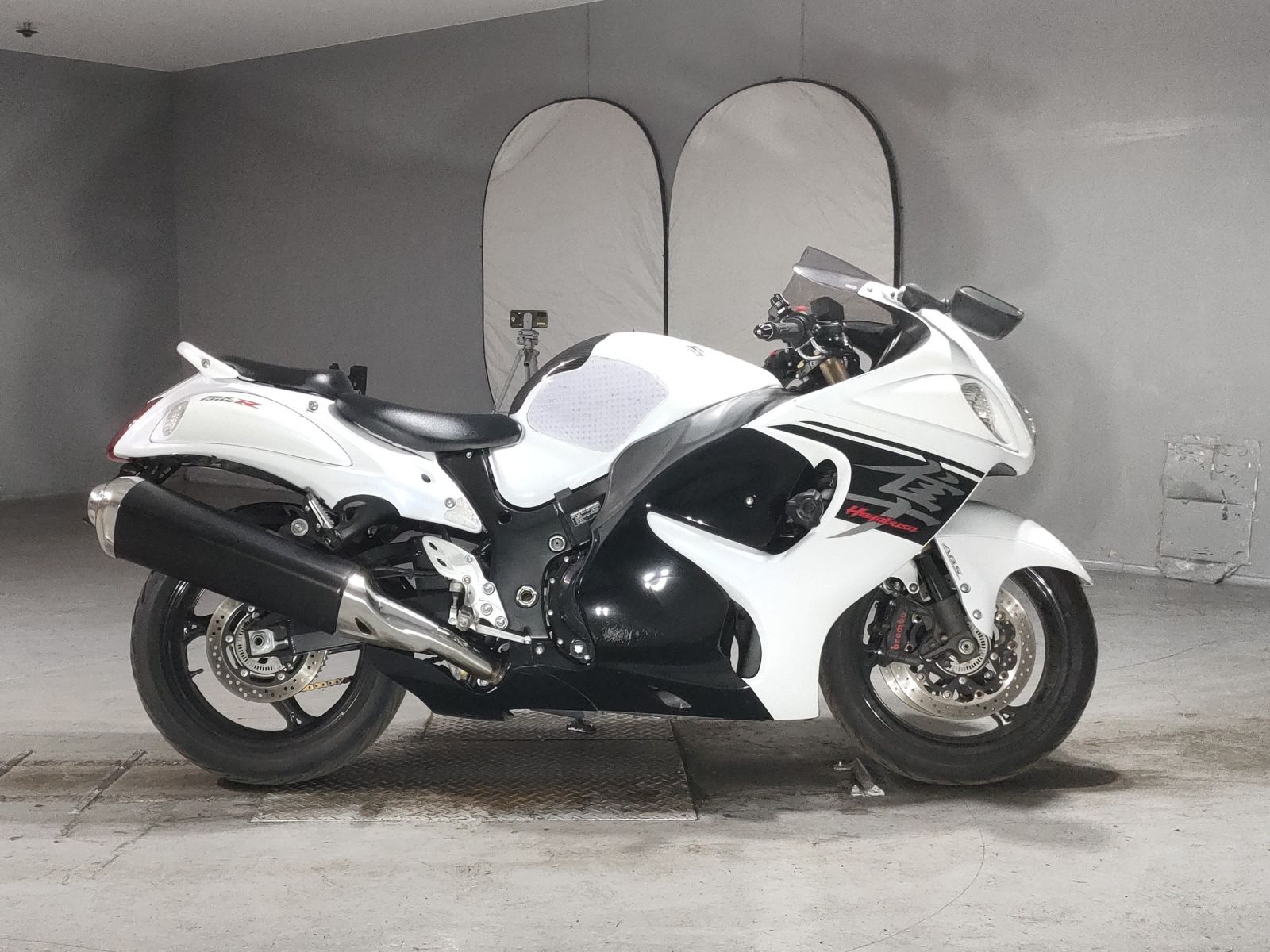 Suzuki GSX1300R HAYABUSA