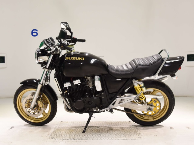 Suzuki GSX400