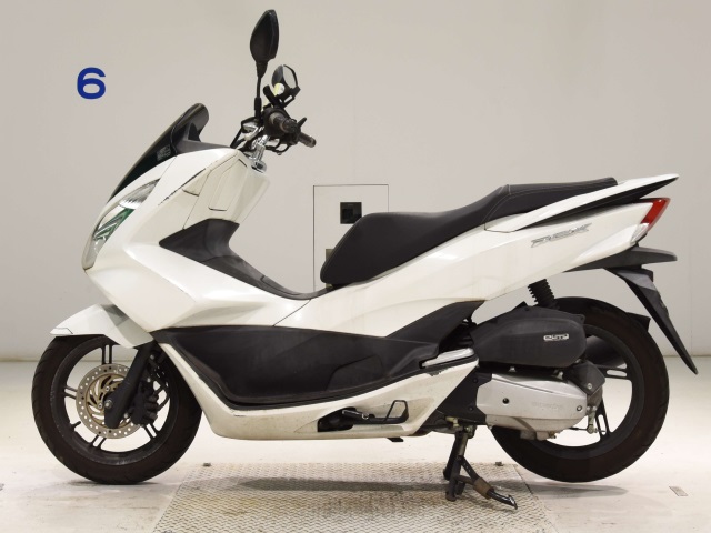 Honda PCX125-2