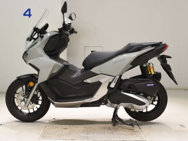 Honda ADV160