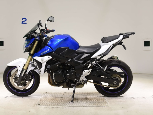 Suzuki GSR750A