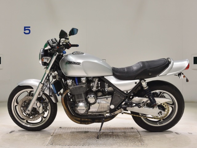 Kawasaki ZEPHYR1100
