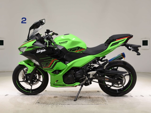 Kawasaki NINJA400-2