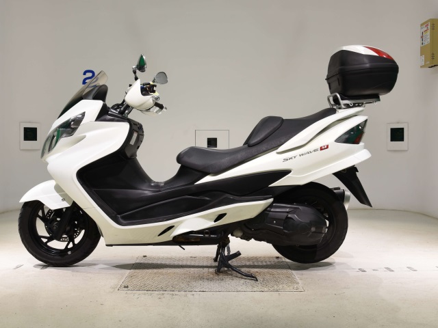 Suzuki SKYWAVE 250M