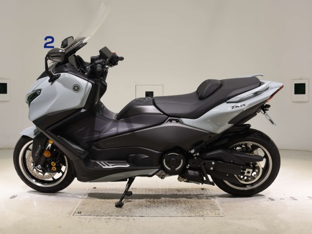 Yamaha T-MAX560