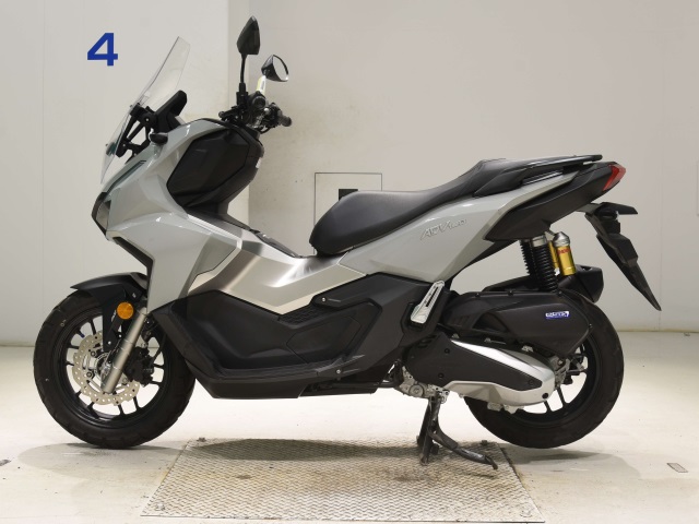 Honda ADV160