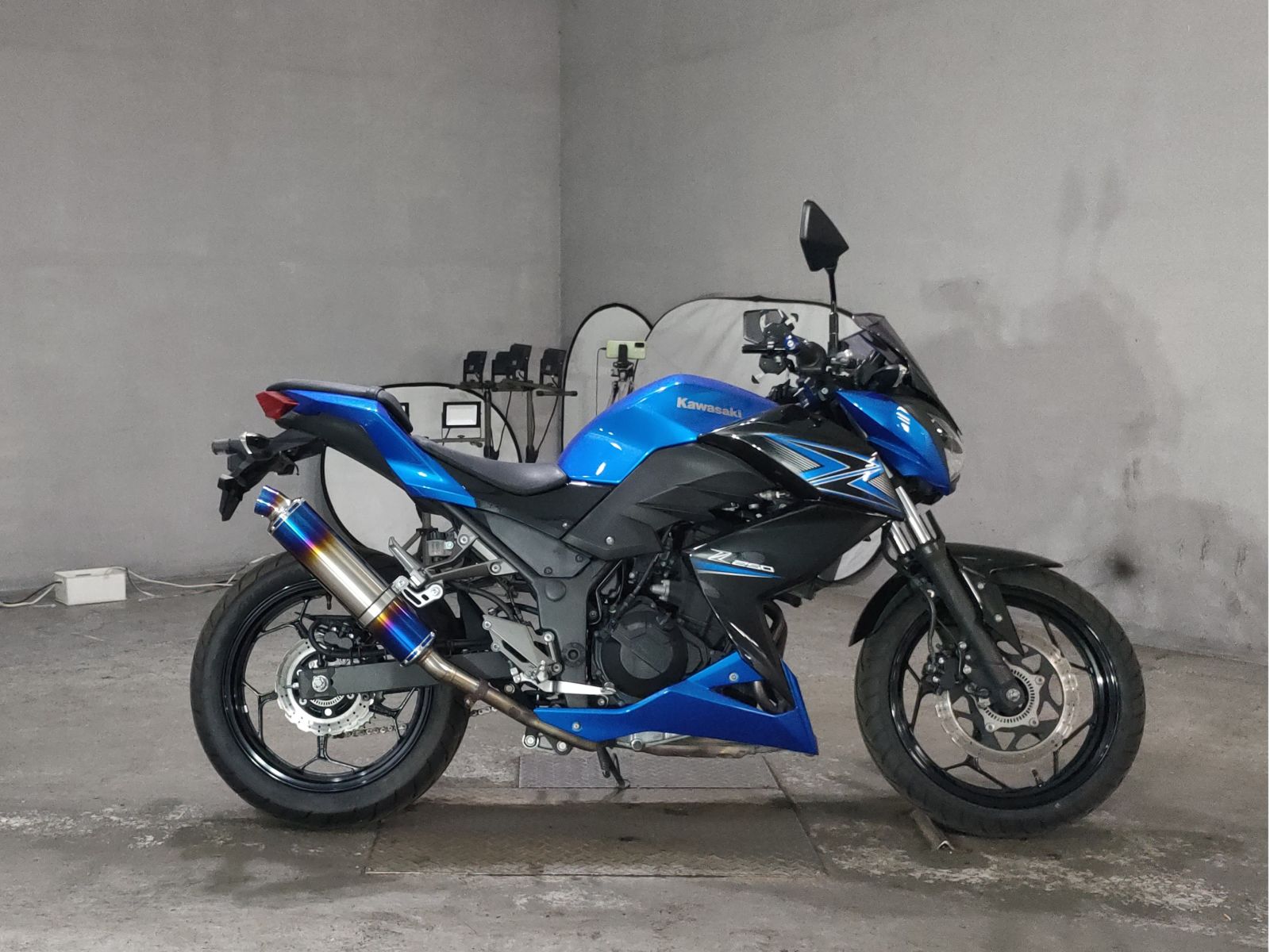 Kawasaki Z250