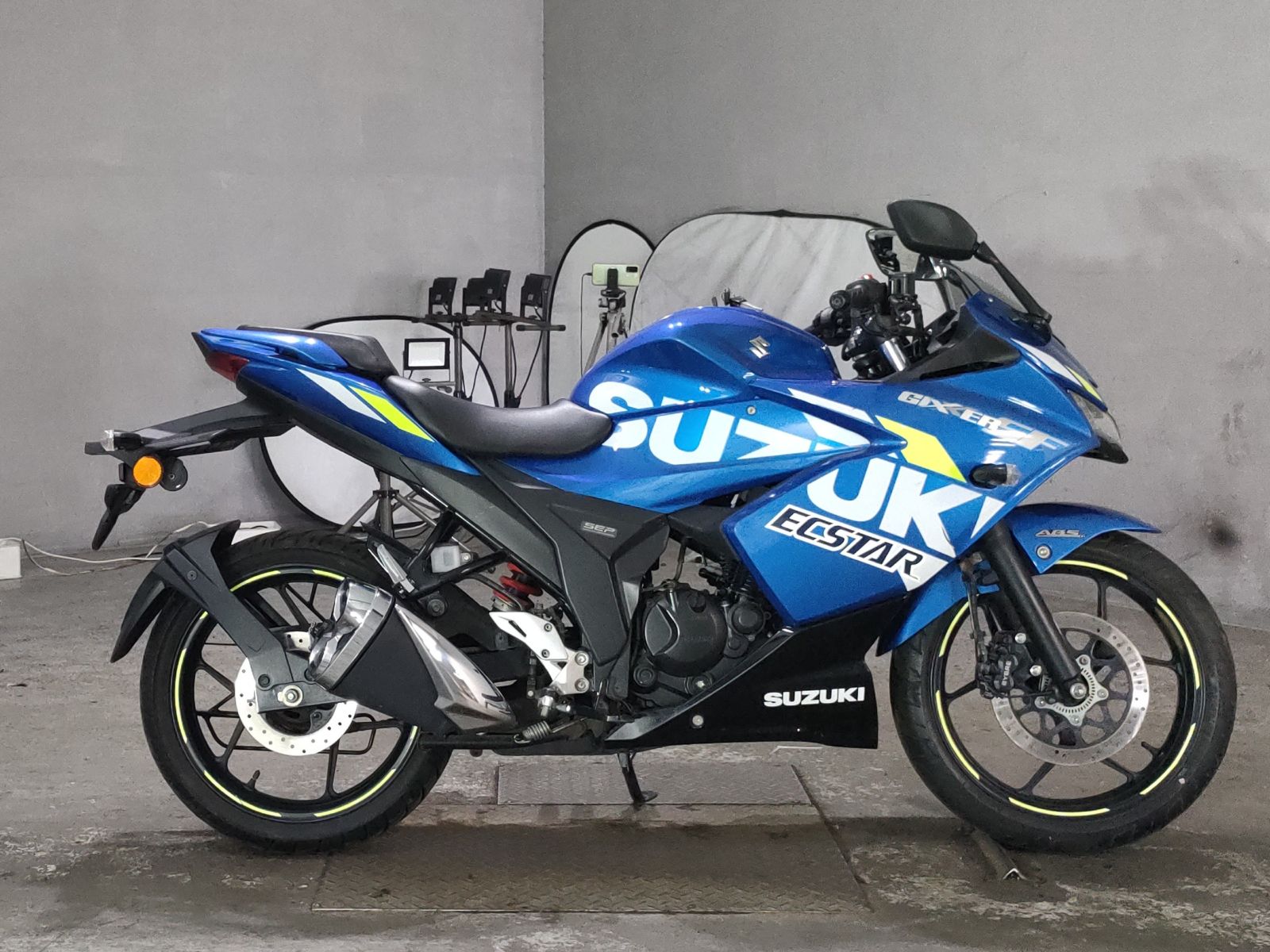 Suzuki GIXXER-SF150