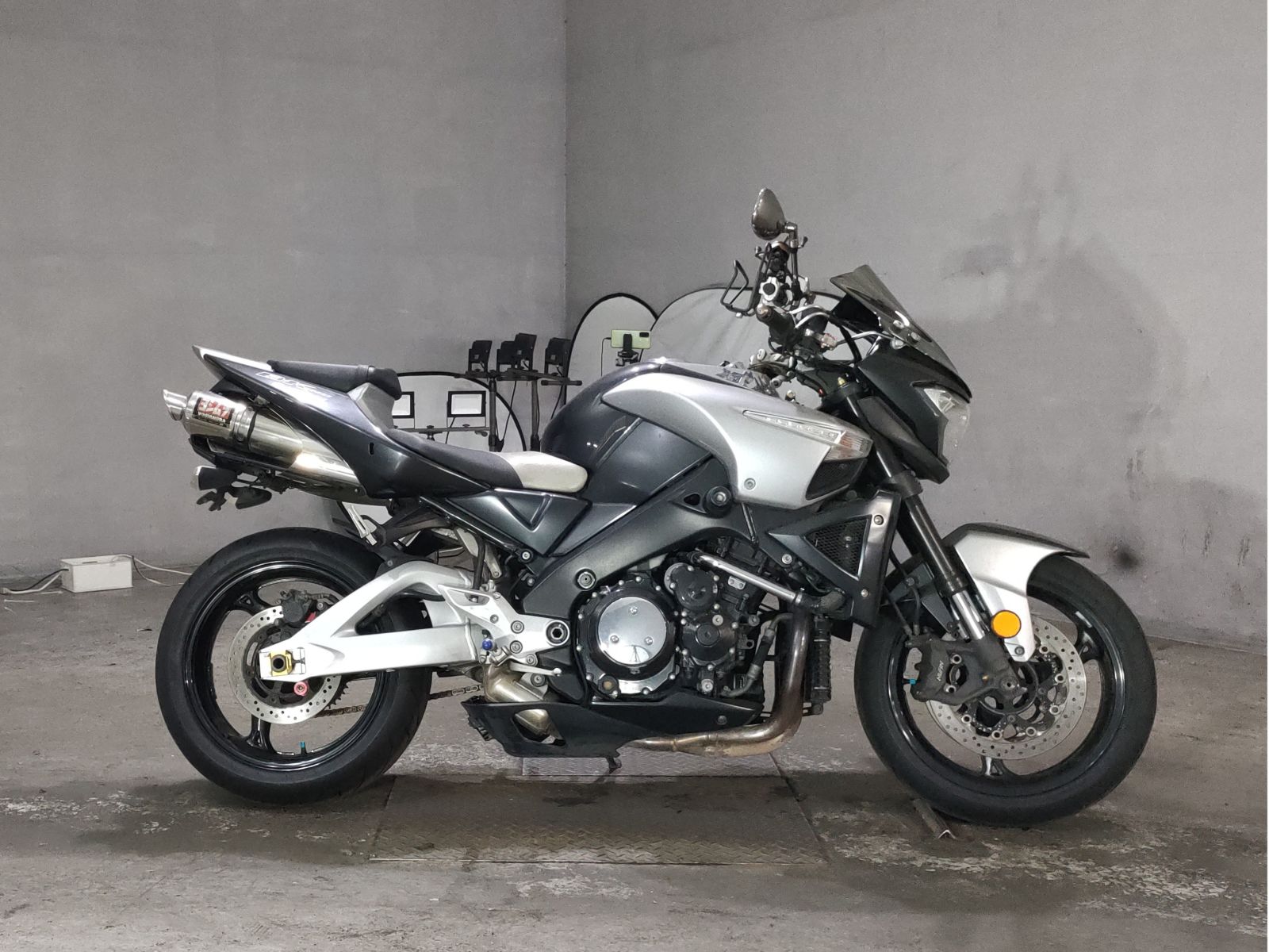 Suzuki B-KING