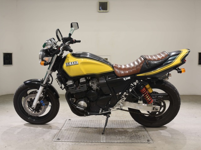 Yamaha XJR400R-3