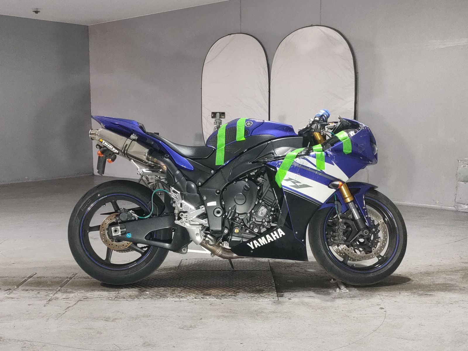 Yamaha YZF-R1