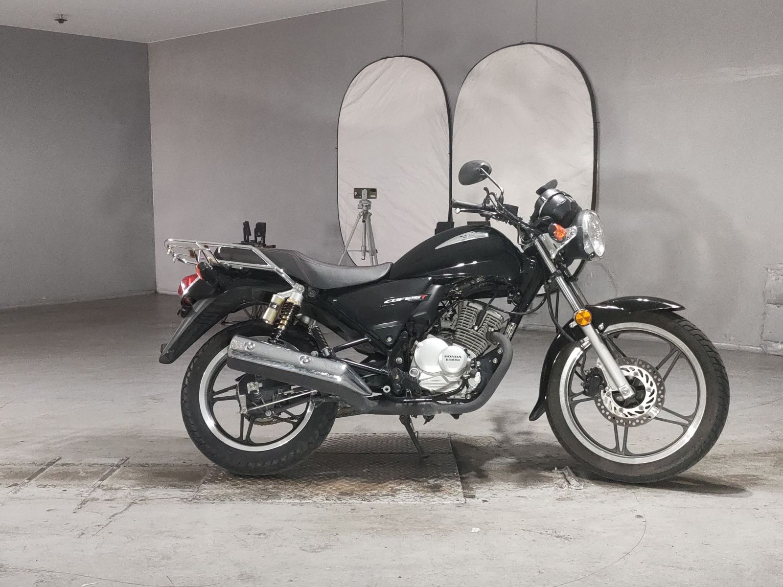 Honda CBF125T
