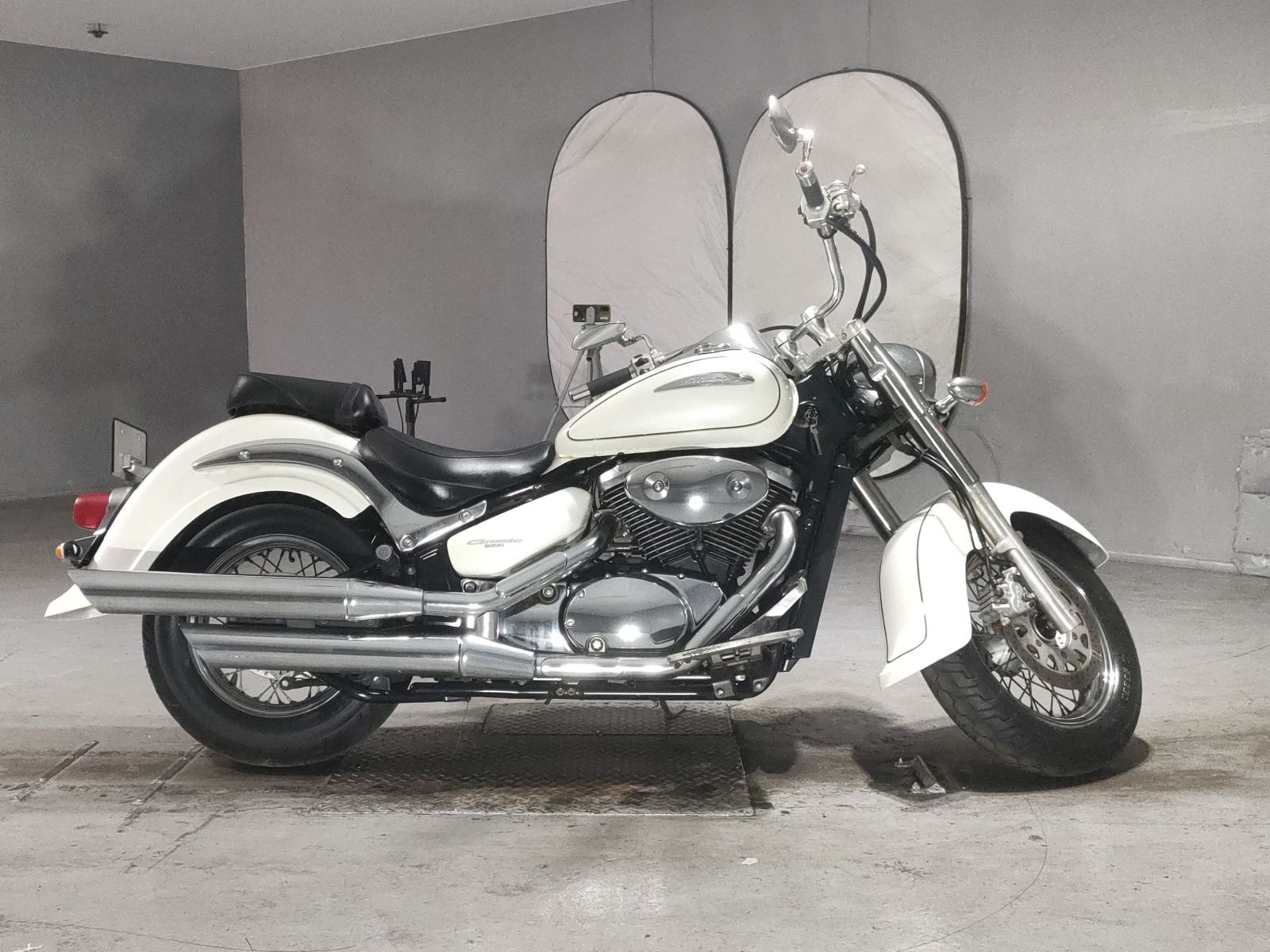 Suzuki INTRUDER 400 CLASSIC