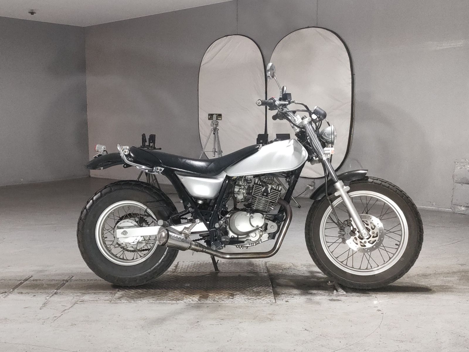 Suzuki VANVAN 200