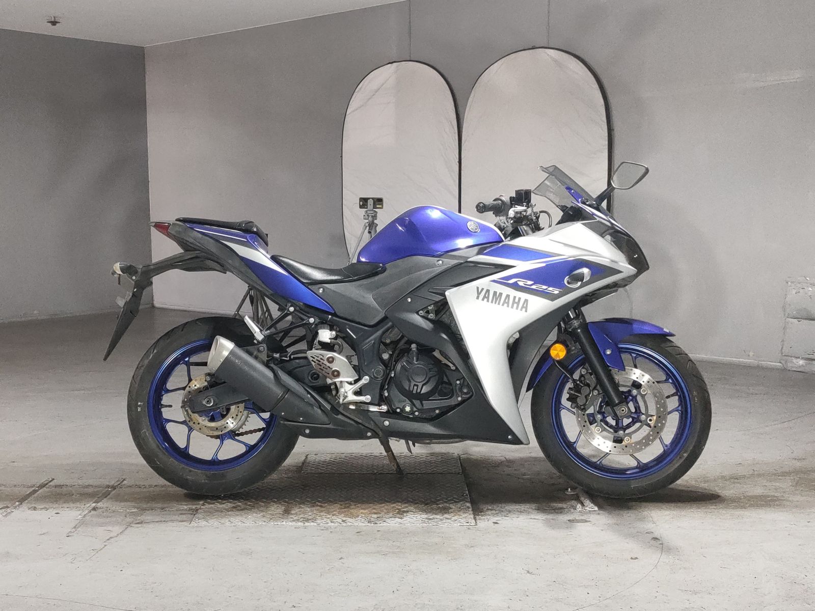 Yamaha YZF-R25