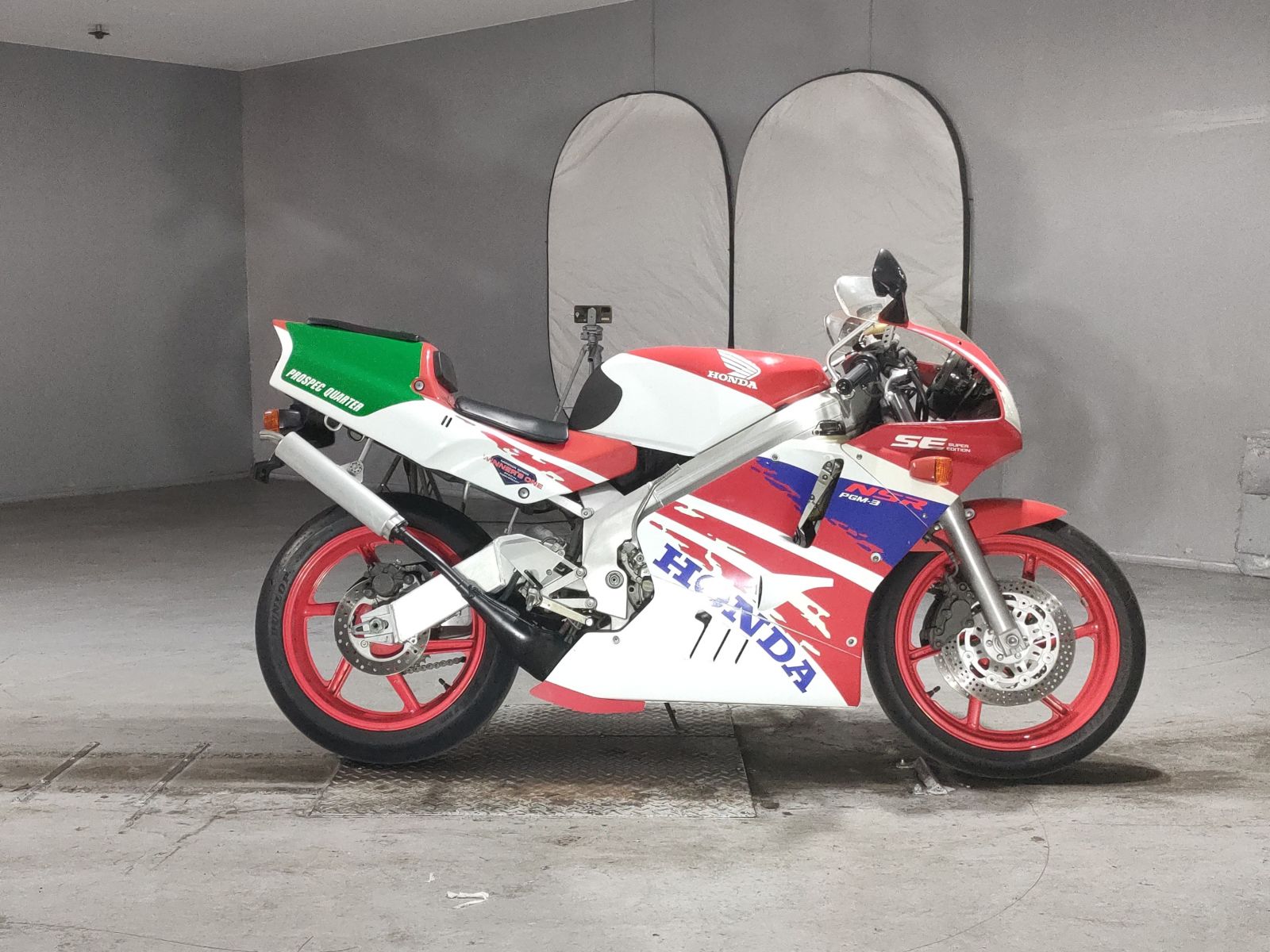 Honda NSR250R-1