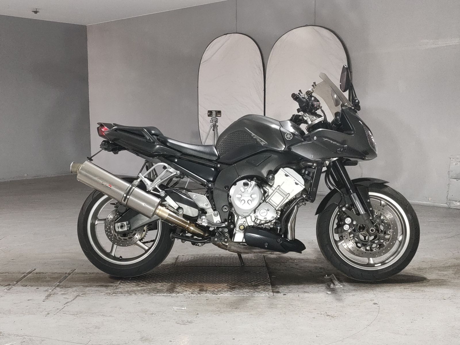 Yamaha FZ-1 FAZER
