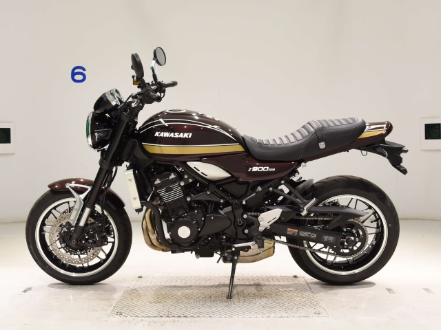 Kawasaki Z900RS