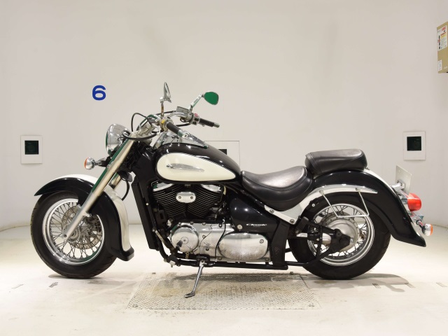 Suzuki INTRUDER 400 CLASSIC