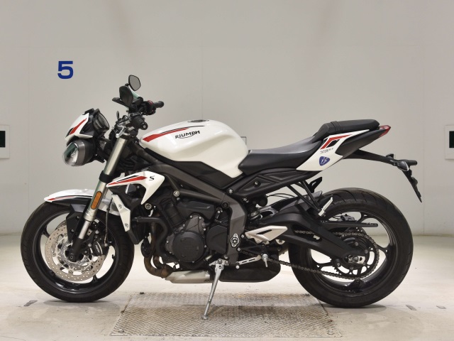 Triumph STREET TRIPLE S