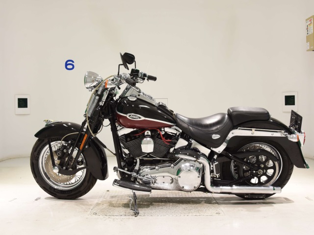 Harley-Davidson Springer Softail Classic FLSTSC1450