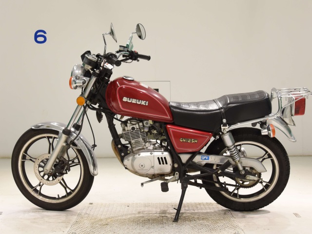 Suzuki GN125H