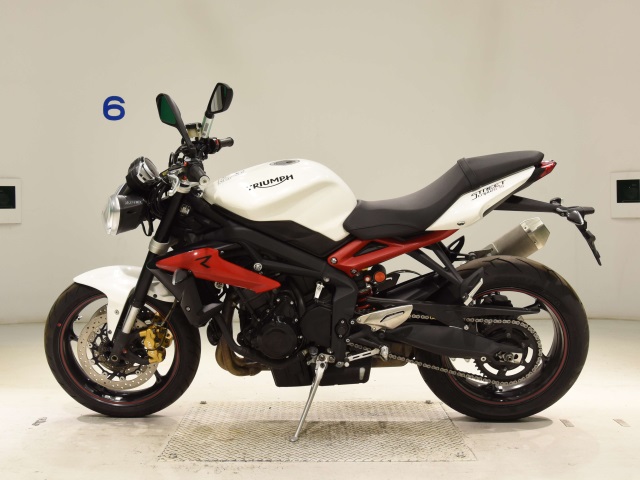 Triumph STREET TRIPLE R