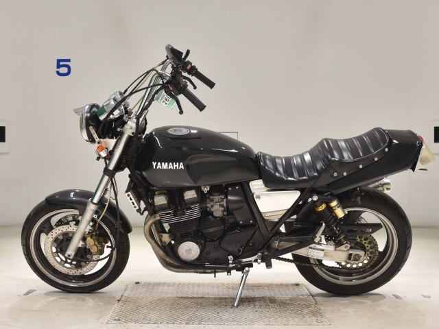 Yamaha XJR400R-1