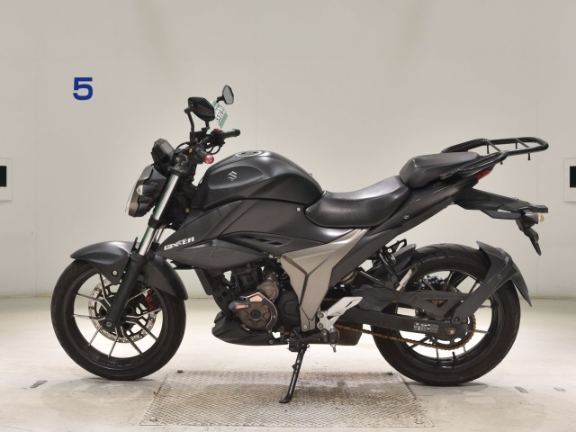Suzuki GIXXER-250