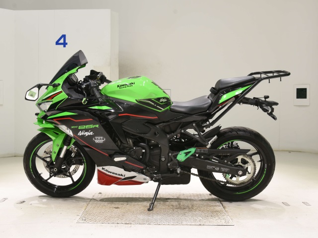Kawasaki ZX-25R