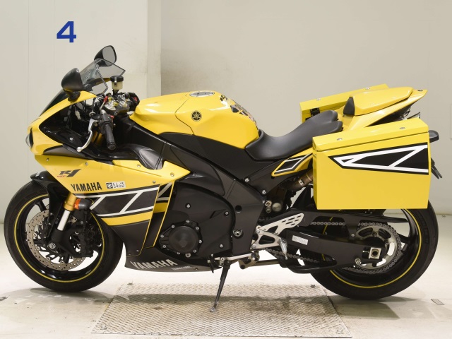 Yamaha YZF-R1