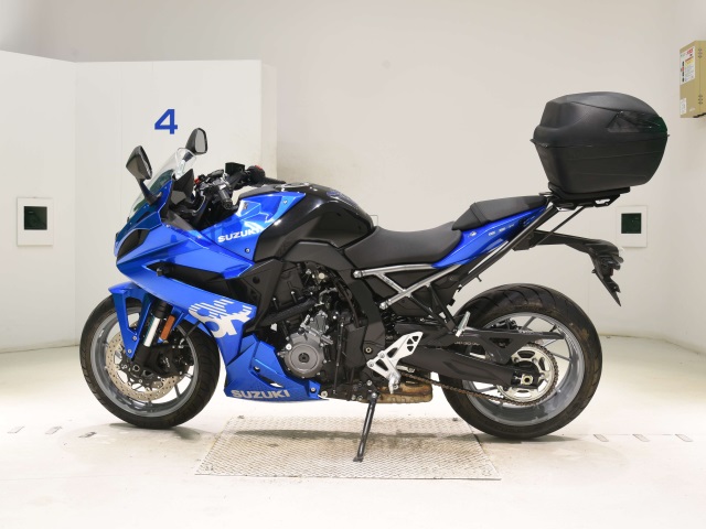 Suzuki GSX-8R