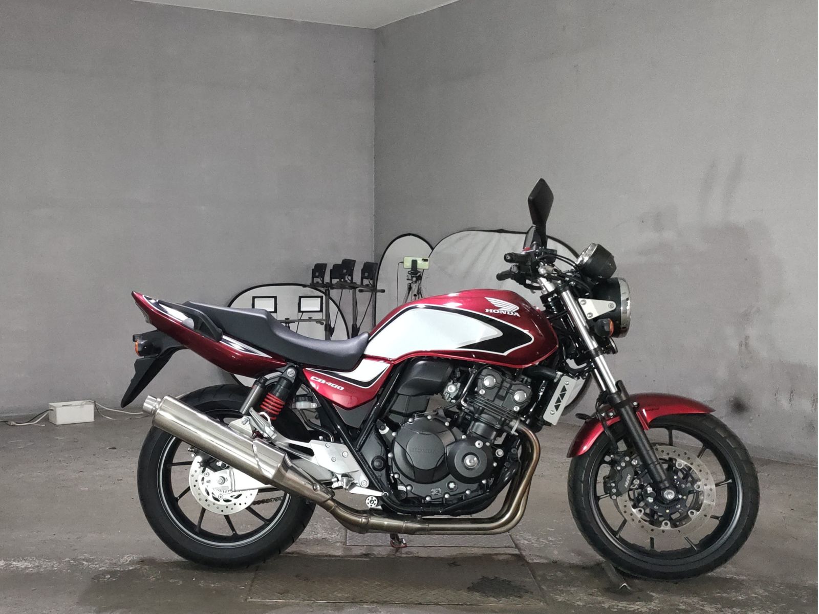 Honda CB400SFV-4