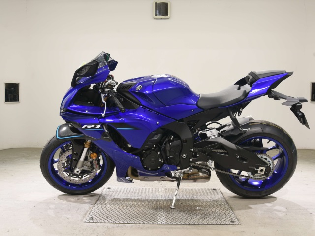 Yamaha YZF-R1