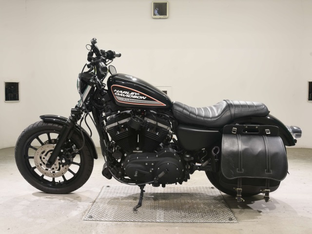 Harley-Davidson Sportster 883 Roadster XL883R