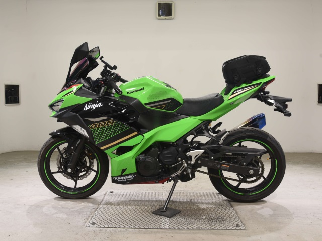 Kawasaki NINJA400-2