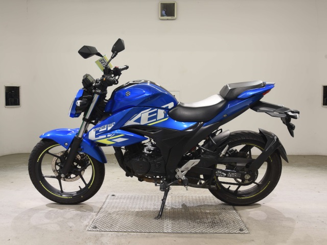 Suzuki GIXXER-150