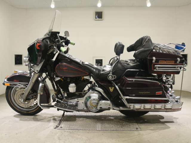 Harley-Davidson Electra Glide Classic FLHTC1340