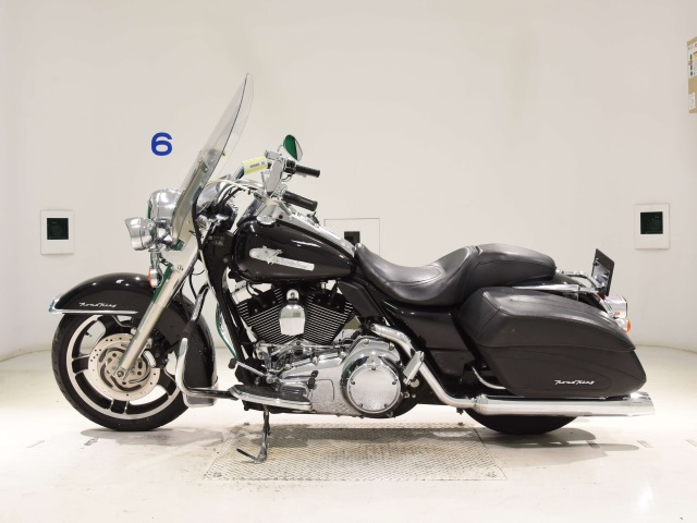 Harley-Davidson Road King Custom FLHRS1580